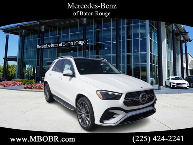 The 2024 Mercedes-Benz GLE-Class GLE450 Plug-In Hybrid photos