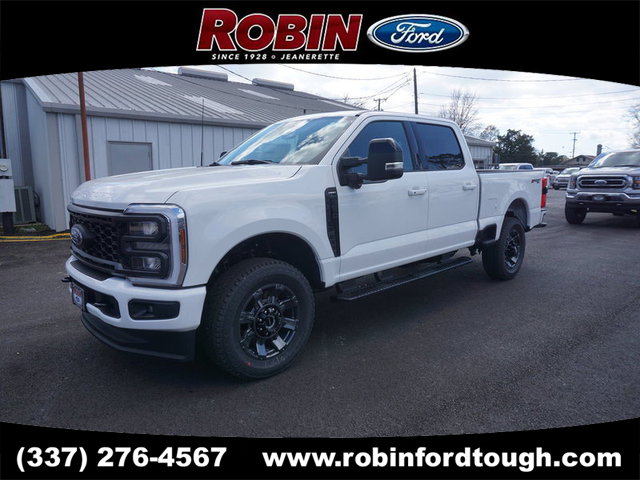 The 2024 Ford F-250 Lariat 4WD 6.75ft Box photos
