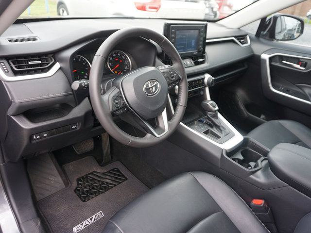 2021 Toyota RAV4 XLE Premium FWD photo