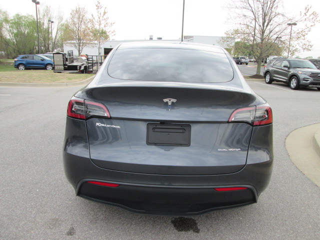 2023 Tesla Model Y AWD photo