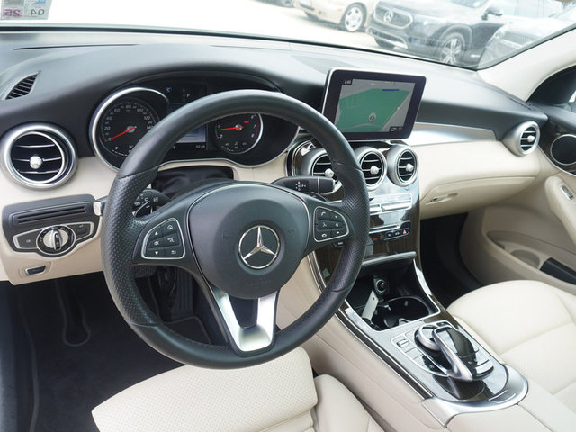2016 Mercedes-Benz GLC-Class GLC300 RWD photo