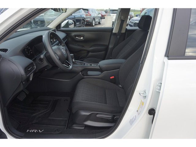 2025 Honda HR-V LX AWD photo