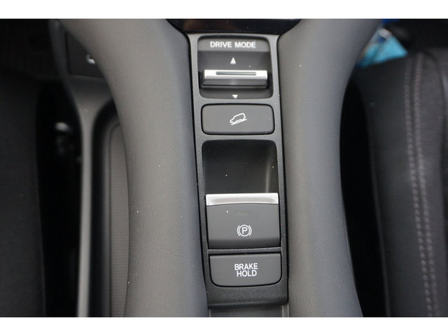 2025 Honda HR-V LX AWD photo
