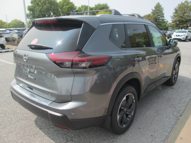 2025 Nissan Rogue FWD SV photo