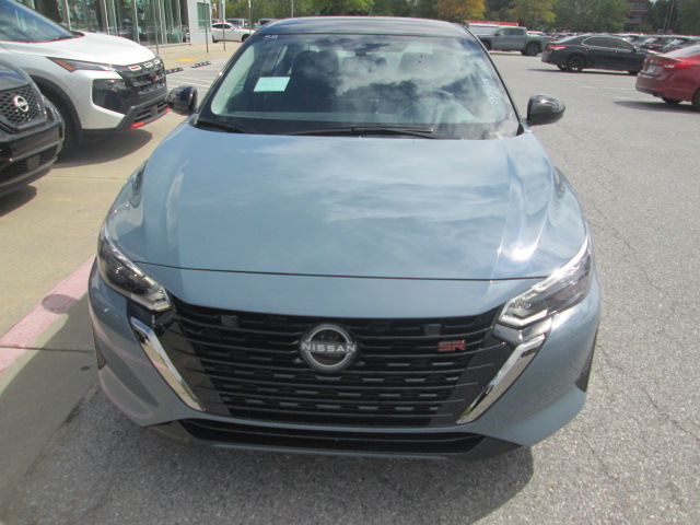 2025 Nissan Sentra SR photo