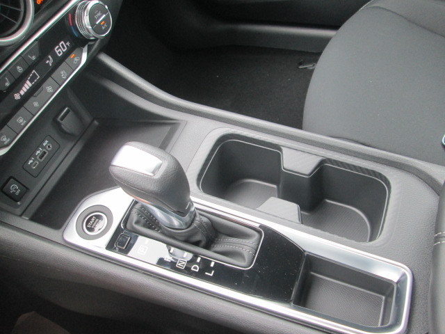 2025 Nissan Sentra SV photo