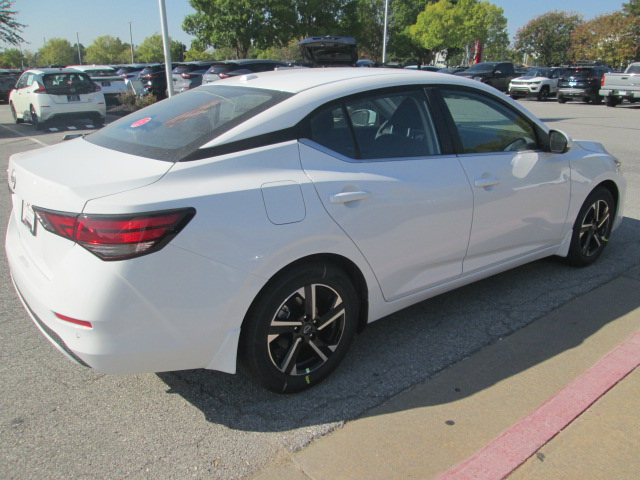 2025 Nissan Sentra SV photo