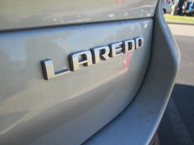 2025 Jeep Grand Cherokee Laredo X 4WD L photo