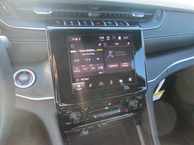 2025 Jeep Grand Cherokee Laredo X 4WD L photo