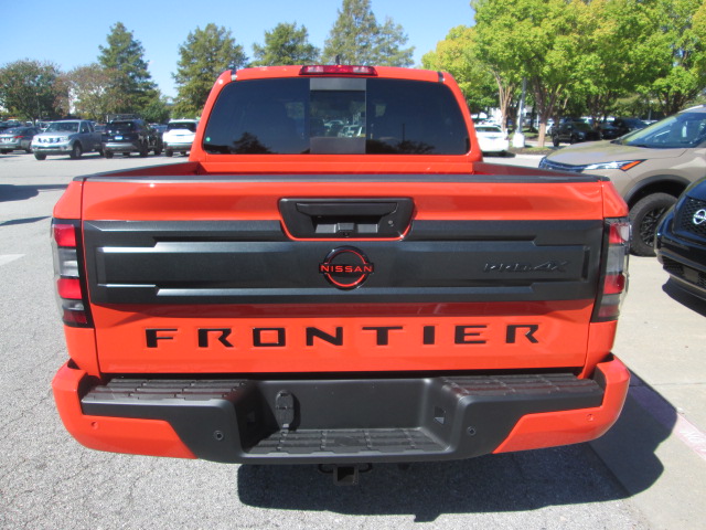 2025 Nissan Frontier PRO-4X 4WD photo