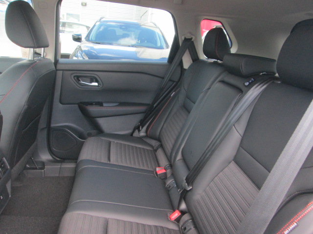 2025 Nissan Rogue Rock Creek AWD photo