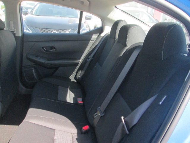 2025 Nissan Sentra SV photo