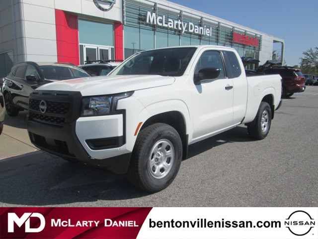 2025 Nissan Frontier S 4WD photo