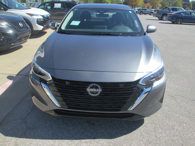 2025 Nissan Sentra SV photo