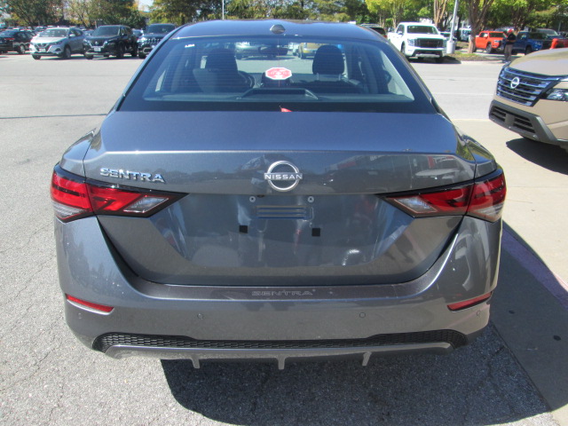 2025 Nissan Sentra SV photo