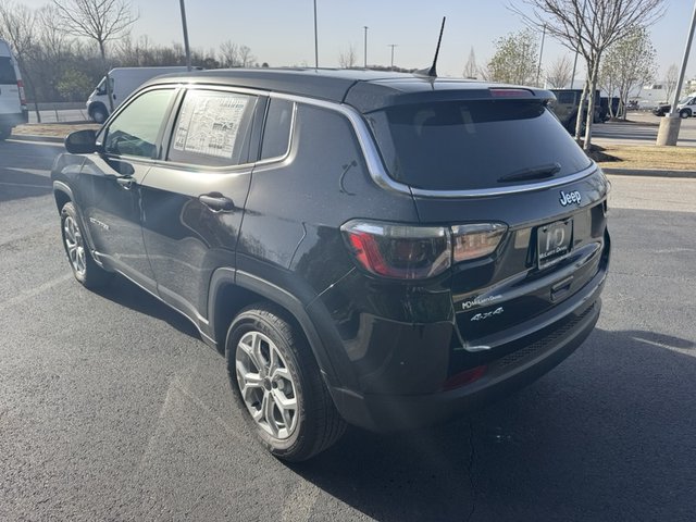 2025 Jeep Compass Sport 4WD photo