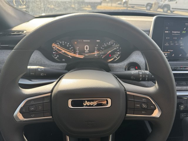 2025 Jeep Compass Sport 4WD photo