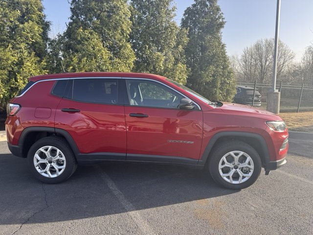 2025 Jeep Compass Sport 4WD photo