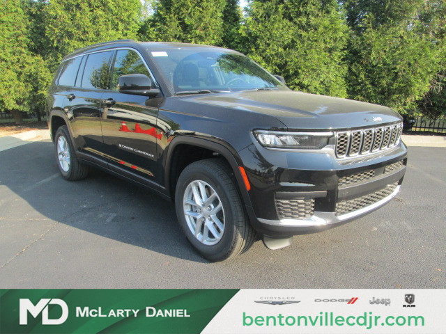 2025 Jeep Grand Cherokee Laredo X 4WD L photo