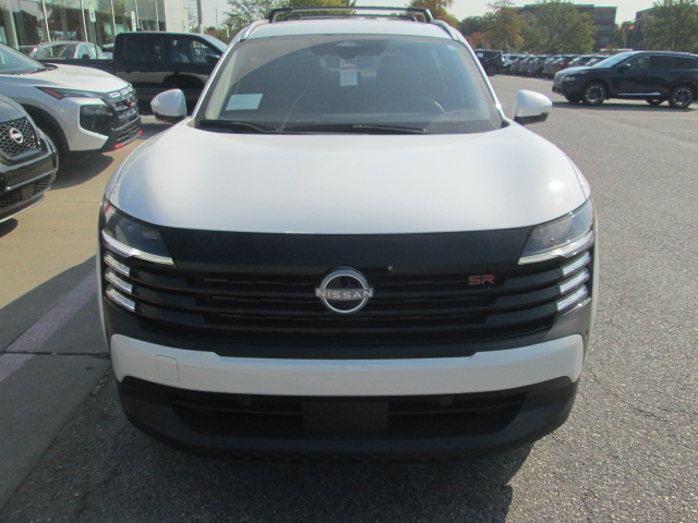 2025 Nissan Kicks SR FWD photo
