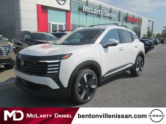 2025 Nissan Kicks SR FWD photo