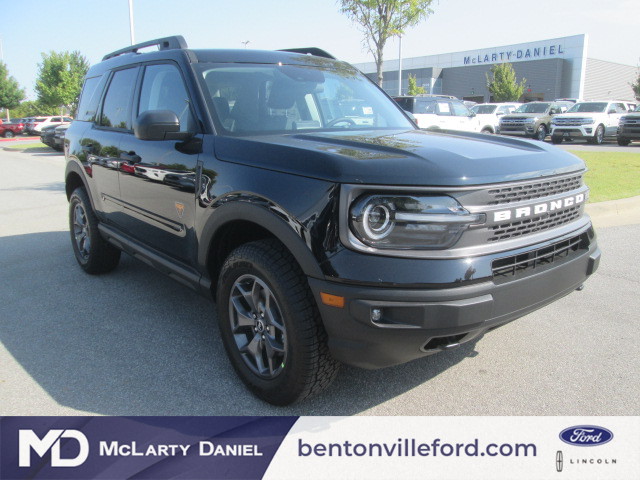2024 Ford Bronco Badlands 4WD Sport photo
