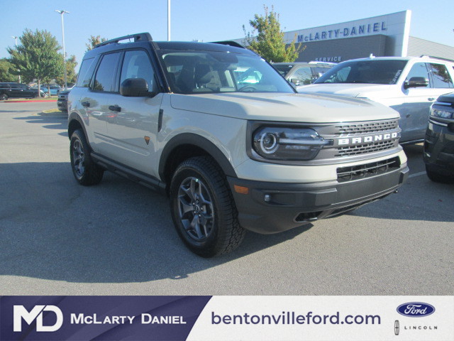 2024 Ford Bronco Badlands 4WD Sport photo