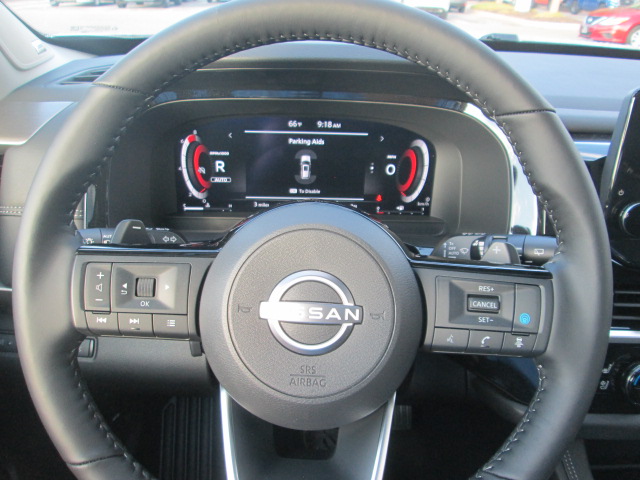 2025 Nissan Pathfinder Platinum 4WD photo