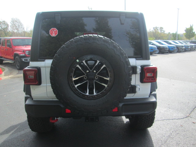 2025 Jeep Wrangler Rubicon 4Dr 4WD photo