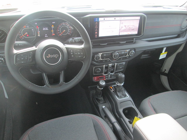 2025 Jeep Wrangler Rubicon 4Dr 4WD photo
