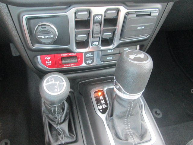 2025 Jeep Wrangler Rubicon 4Dr 4WD photo