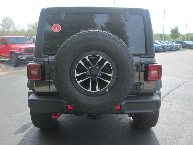 2025 Jeep Wrangler Rubicon 4Dr 4WD photo