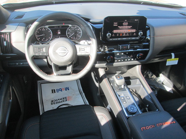 2025 Nissan Pathfinder Rock Creek 4WD photo