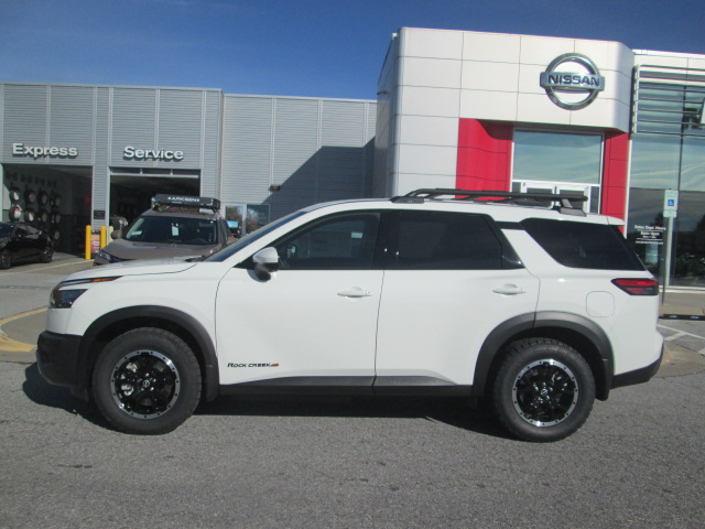 2025 Nissan Pathfinder Rock Creek 4WD photo