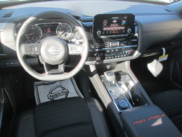 2025 Nissan Pathfinder Rock Creek 4WD photo