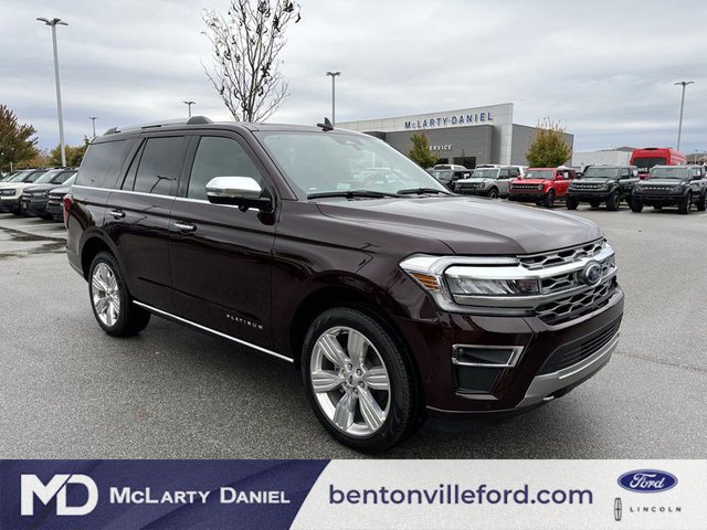 2024 Ford Expedition Platinum 4WD photo
