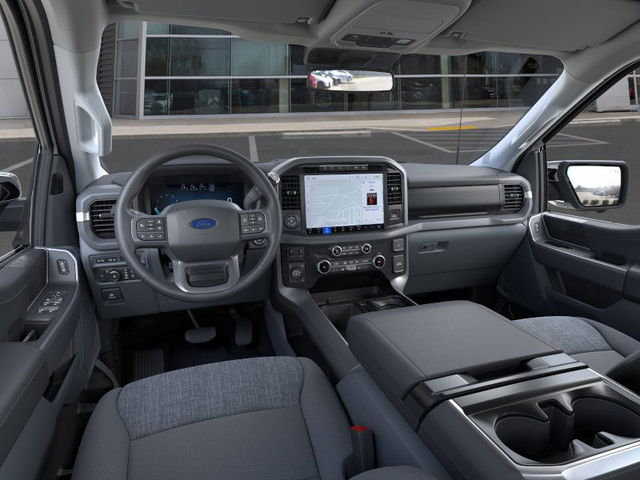2024 Ford F-150 XLT 4WD 5.5ft Box photo