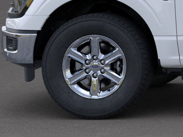 2024 Ford F-150 XLT 4WD 5.5ft Box photo