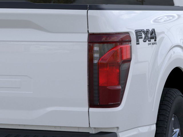 2024 Ford F-150 XLT 4WD 5.5ft Box photo