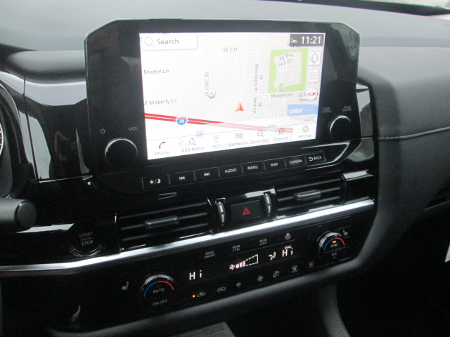 2025 Nissan Pathfinder SL 4WD photo