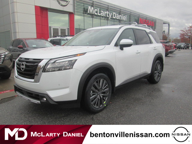2025 Nissan Pathfinder SL 4WD photo