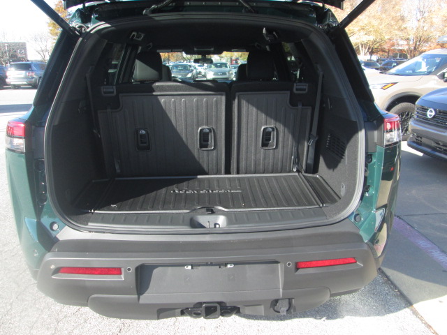 2025 Nissan Pathfinder Rock Creek 4WD photo