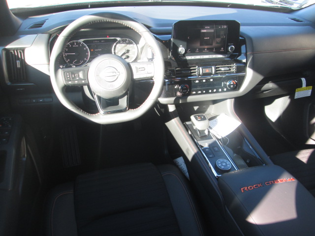 2025 Nissan Pathfinder Rock Creek 4WD photo
