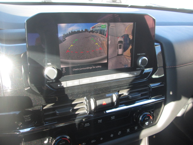 2025 Nissan Pathfinder Rock Creek 4WD photo