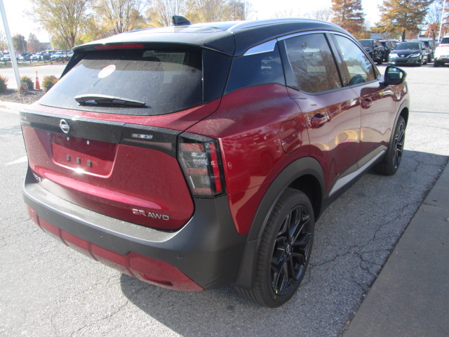 2025 Nissan Kicks SR AWD photo