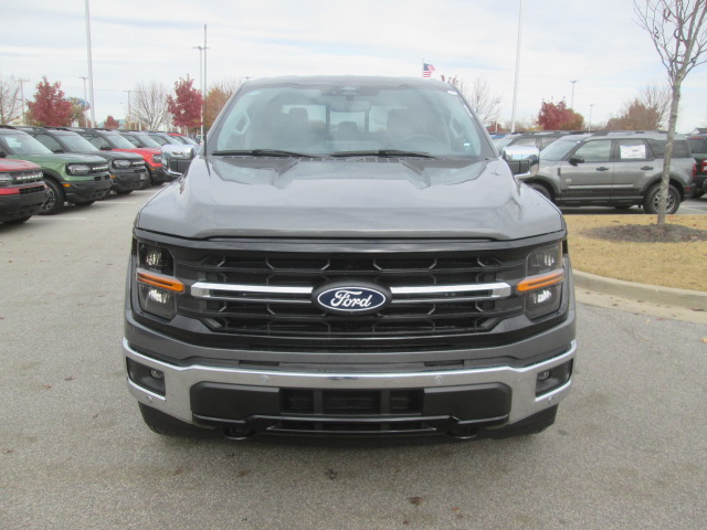 2024 Ford F-150 XLT 4WD 5.5ft Box photo