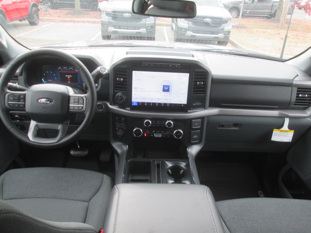2024 Ford F-150 XLT 4WD 5.5ft Box photo