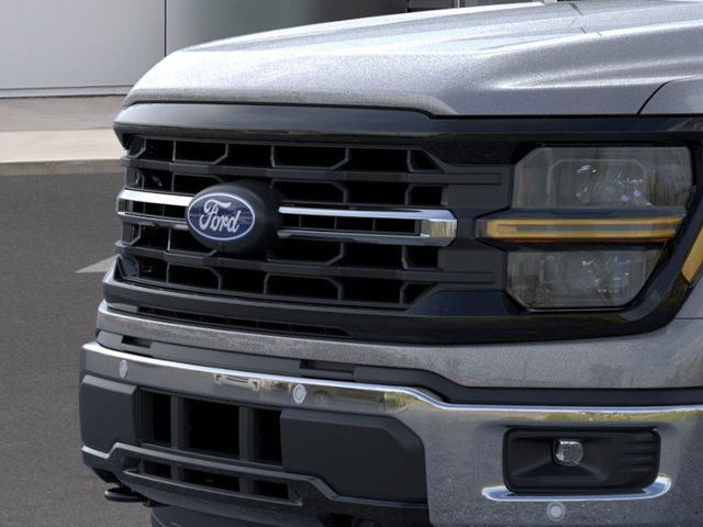 2024 Ford F-150 XLT 4WD 5.5ft Box photo
