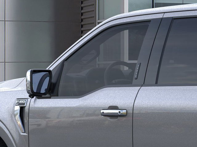 2024 Ford F-150 XLT 4WD 5.5ft Box photo