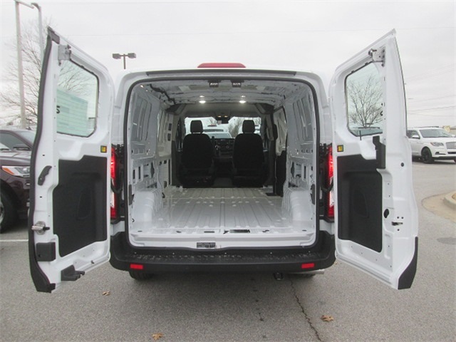 2024 Ford TRANSIT T-150 Low Roof 130WB photo
